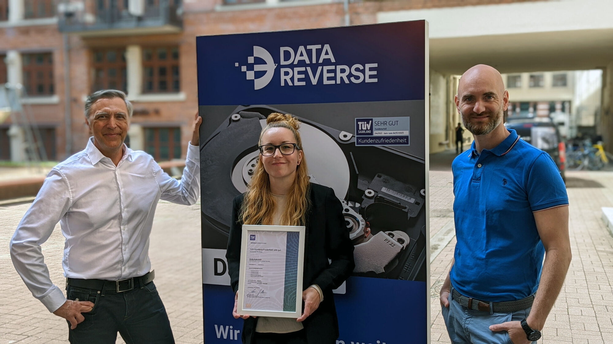 DATA REVERSE Datenrettung - Partner Account Manager Jan Kapitza, Aline Wacke und CEO Jan Bindig